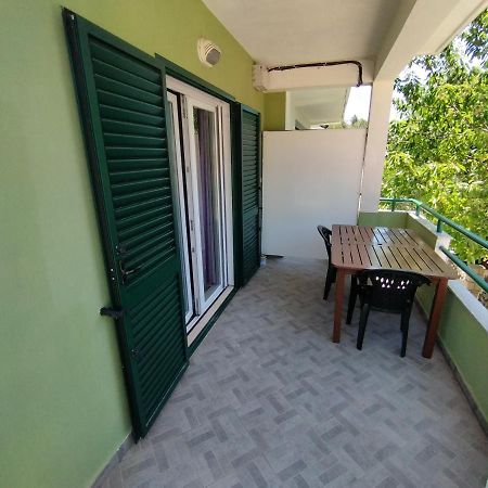 Apratman Uvala Duboka Kruscica Apartment Kruscica  Exterior photo