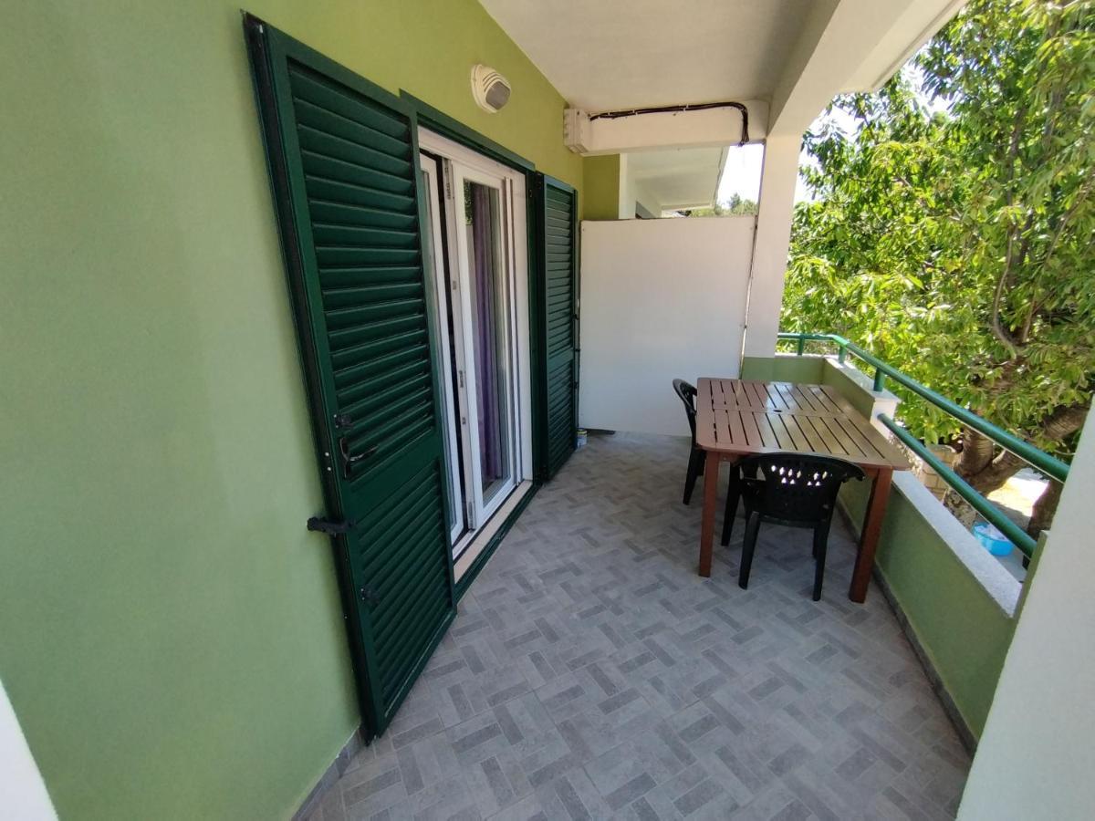 Apratman Uvala Duboka Kruscica Apartment Kruscica  Exterior photo
